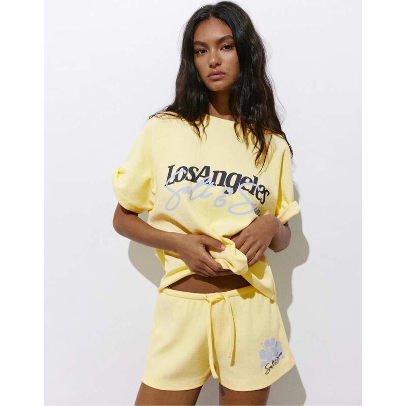 Pull&Bear Floral textured shorts in light yellow