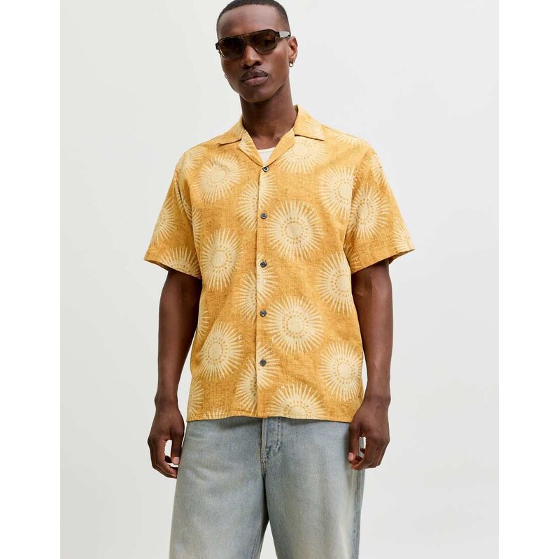 Jack & Jones Resort shirt in amber brown