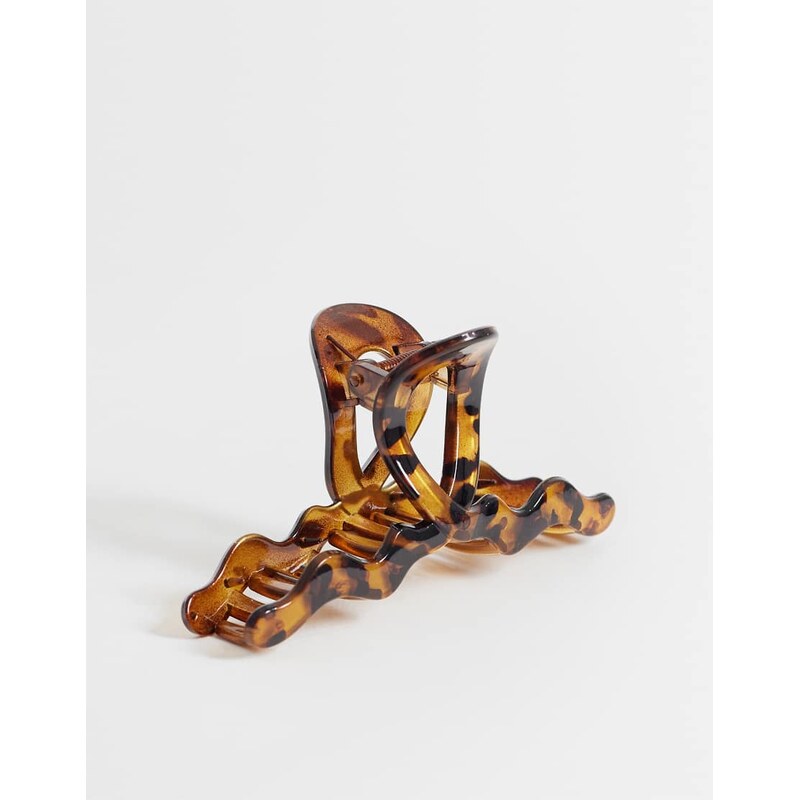 ASOS DESIGN large hair claw with wiggle design in brown resin