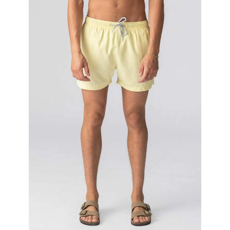 TEESHOPPEN Plavecké šortky  Swimshorts  žlutá