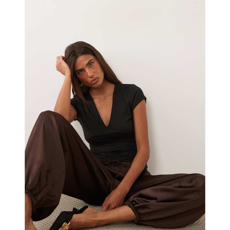 Missyempire soft touch v neck cap sleeve top in black 115691771