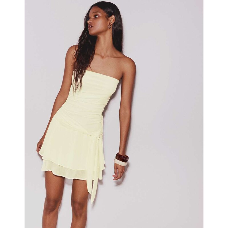 Bershka Mini bandeau dress with printed belt in yellow 115712112