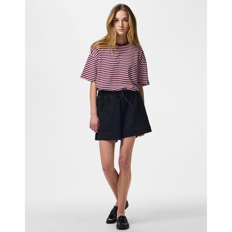 Pieces Denim shorts in black