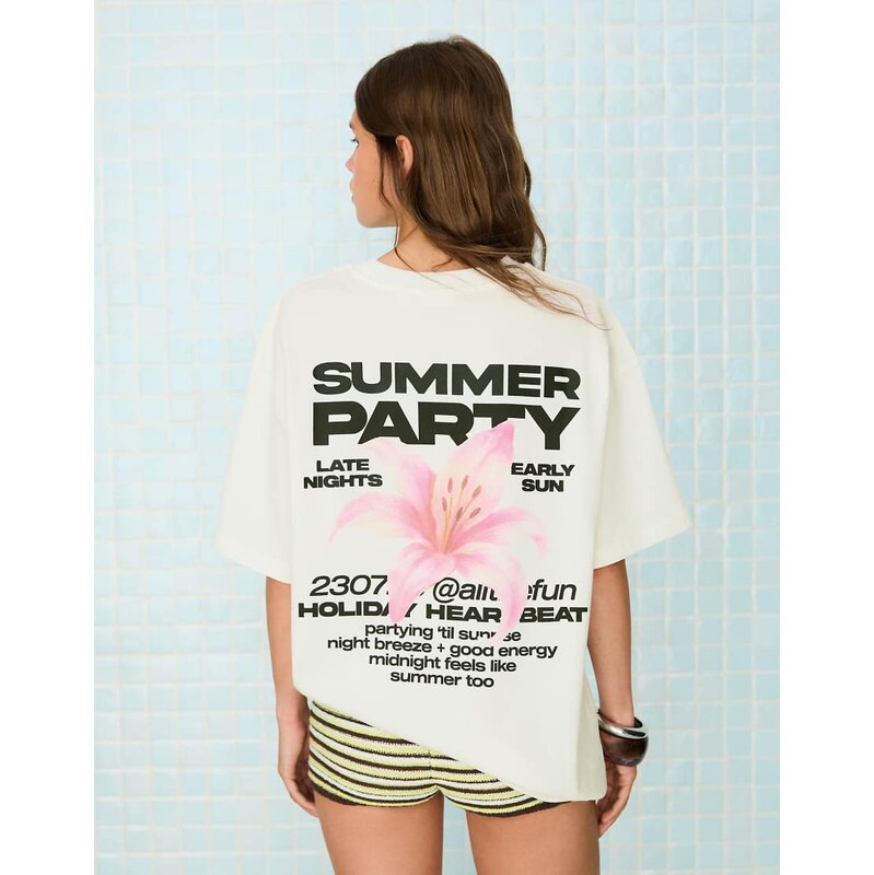 Bershka Oversize print t-shirt in white 115733747