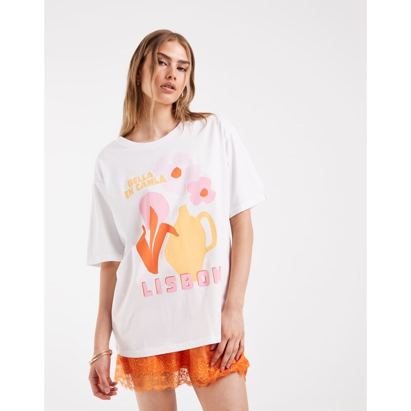 ONLY oversized t-shirt with floral lisbon graphic in white 115715929