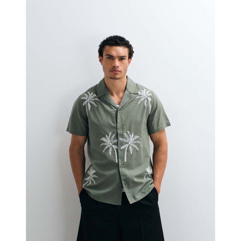 South Beach embroidered palm tree beach shirt in sage green