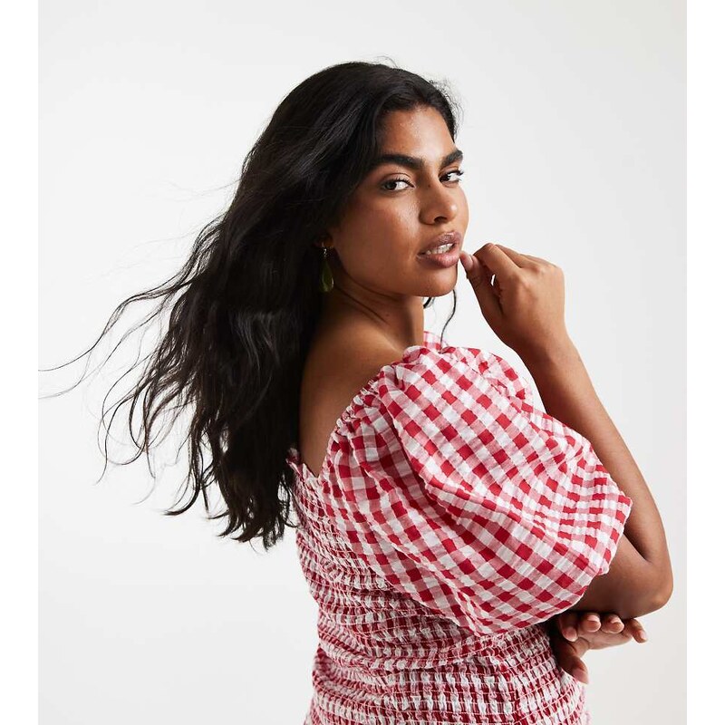 Vero Moda Curve shirred bodice puff sleeve crop top in red gingham 115715792