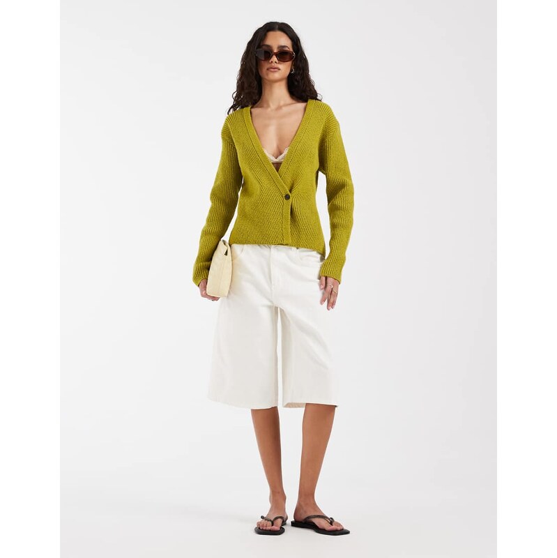 & Other Stories low v neck button knit cardigan in green 115715956