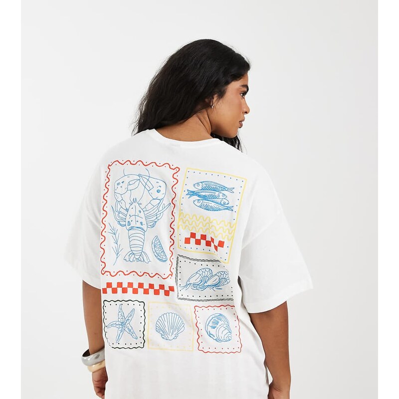 Vero Moda Curve oversized t-shirt in white with sea life print 115715993