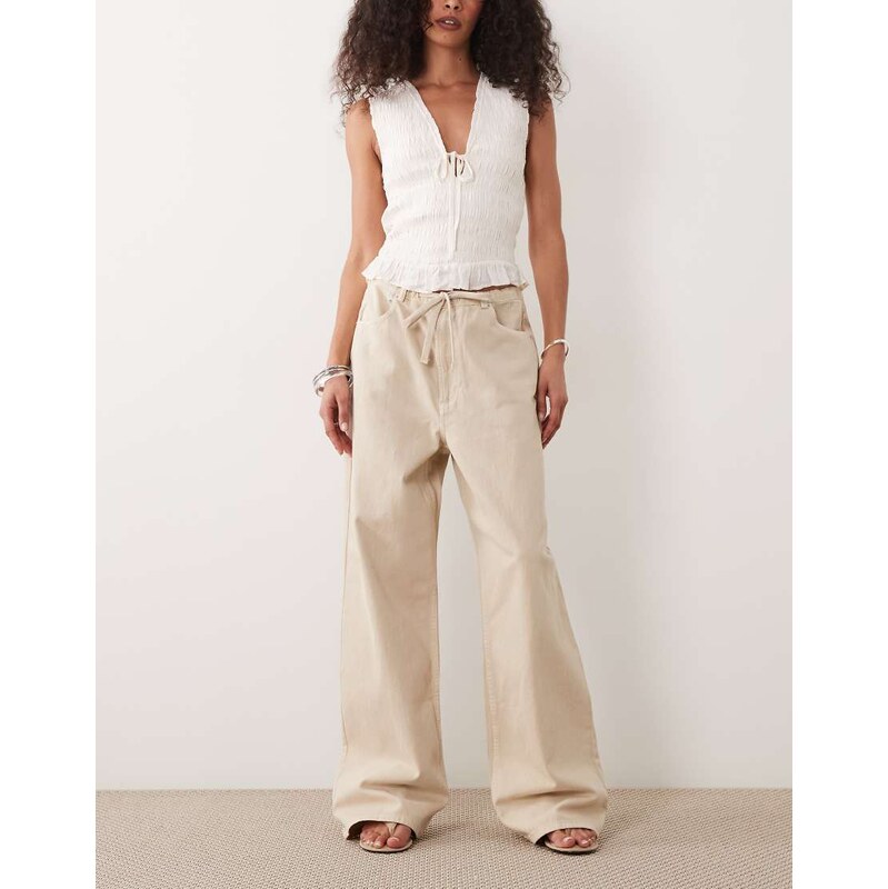 ASOS DESIGN pull on wide leg jean in stone wash-White