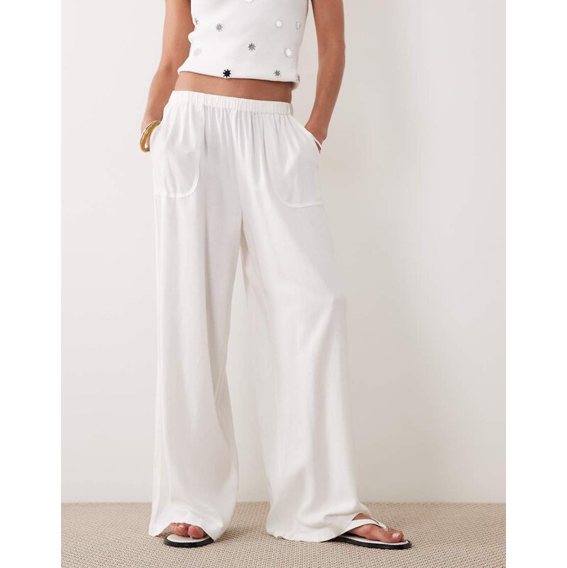 Mango Teen straight trouser in white 115716186