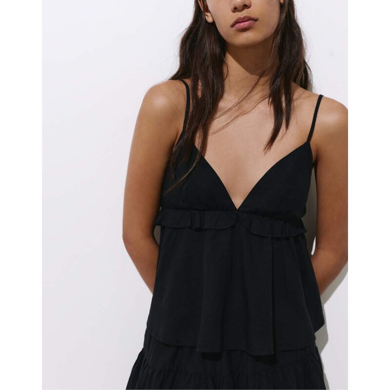 Pull&Bear Linen blend ruffled top in black 115730964