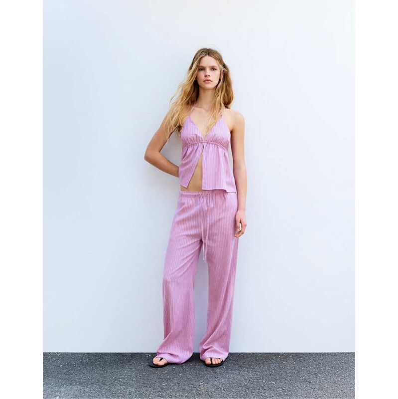 Pull&Bear Striped pyjama-style trousers with linen in pink 115730965