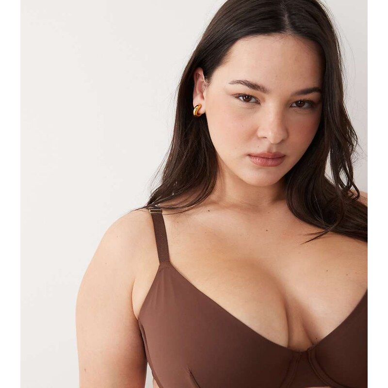 ASOS Curve ASOS DESIGN Curve Carla smoothing underwired bra in 115733446