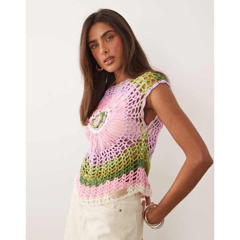 Kiwi & Co Cora hand crocheted open flower top in pink ombre 115740771