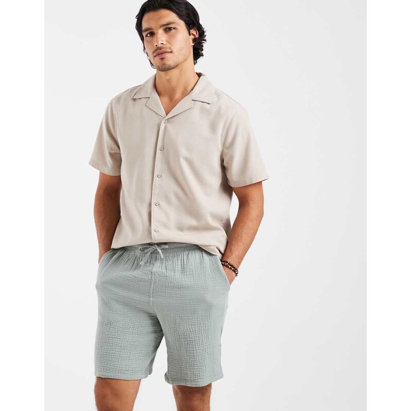 JJ Rebel textured shorts in sage green