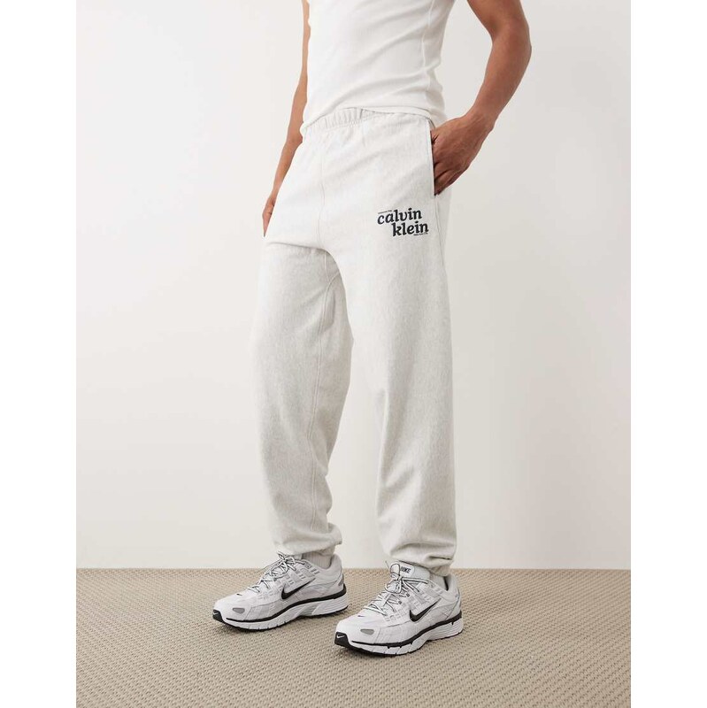 Calvin Klein Jeans graphic jogger in grey