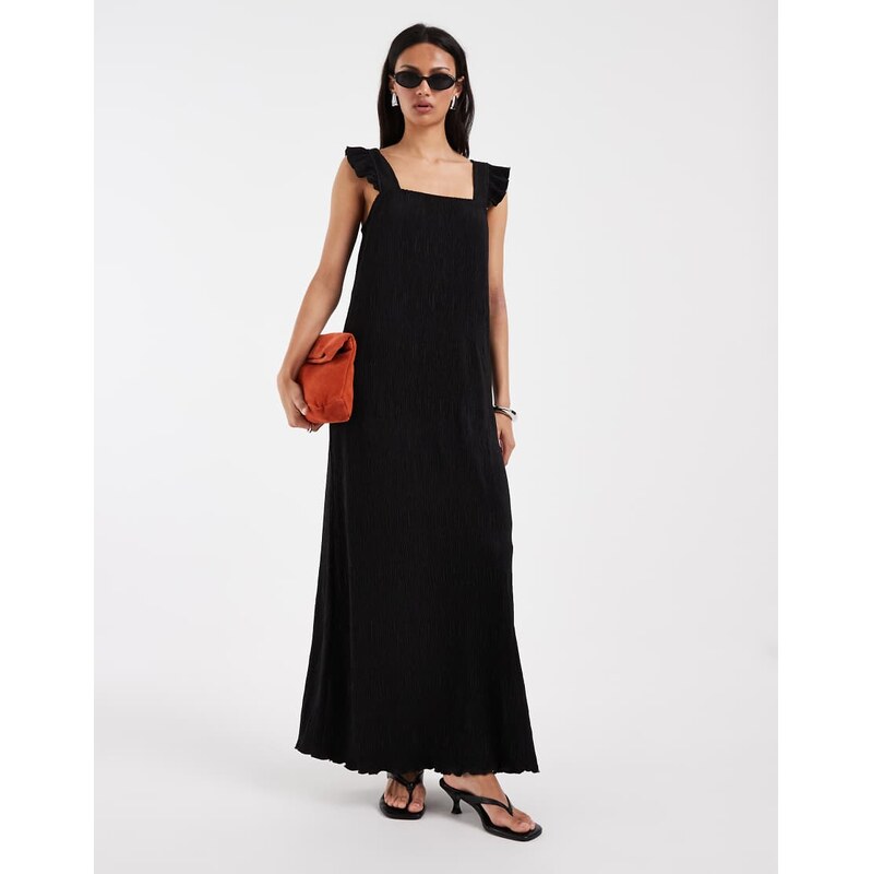Pieces plisse maxi dress with frill sleeves in black 115744155