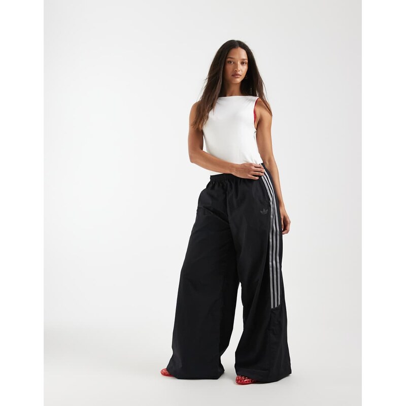 adidas Originals Teamgeist track pant in black 115744380