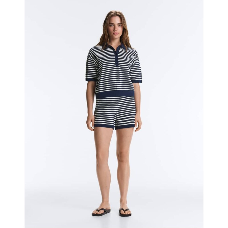 OYSHO Striped knit shorts with 100% cotton belt in navy