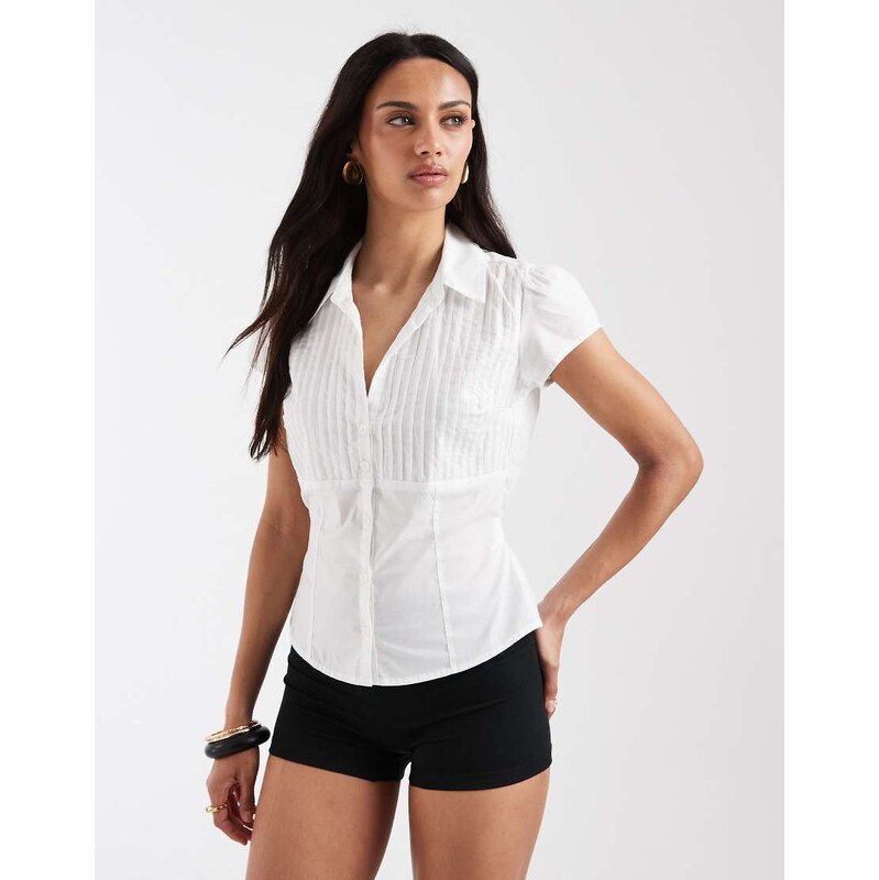 Hollister short sleeve tie back shirt in white