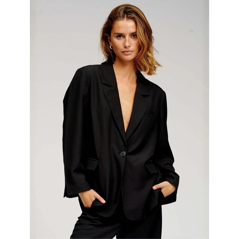 TEESHOPPEN Blejzr  Oversized  černá