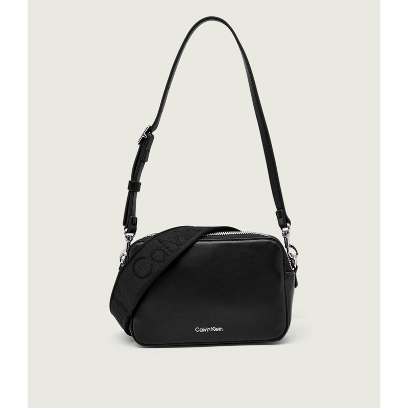 Calvin Klein Crossbody kabelka