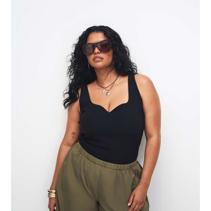ASOS Curve ASOS DESIGN Curve compact cotton vest with curved