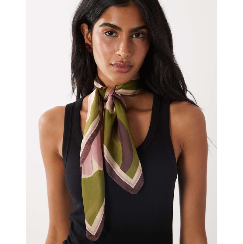 Mango neck scarf in vintage floral print-Pink