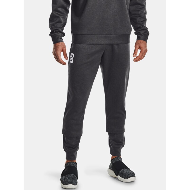 Tepláky Under Armour Recover Jogger Man Black