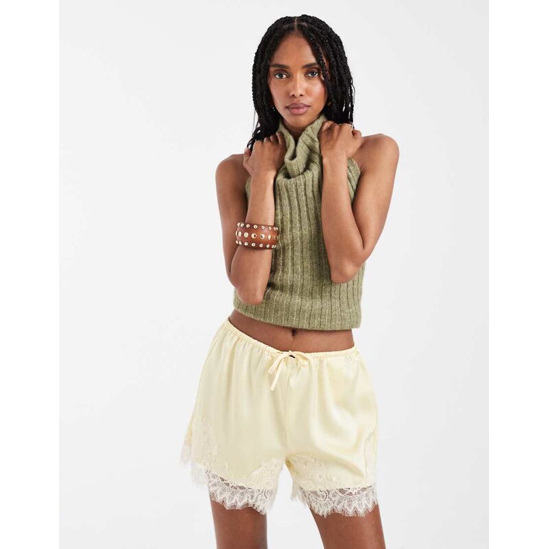 ONLY lace trim satin short in light yellow