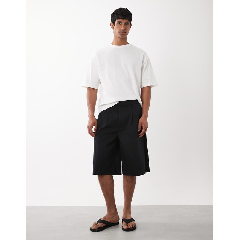 Jack & Jones tailored pleated shorts in black