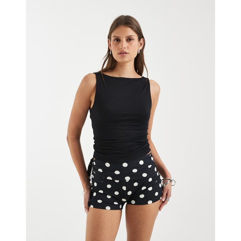 Supre super smooth chantelle cowl top in black