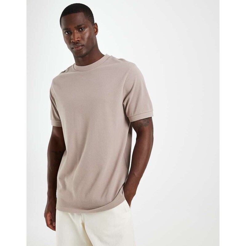 ASOS DESIGN regular fit t-shirt with binding in beige pique