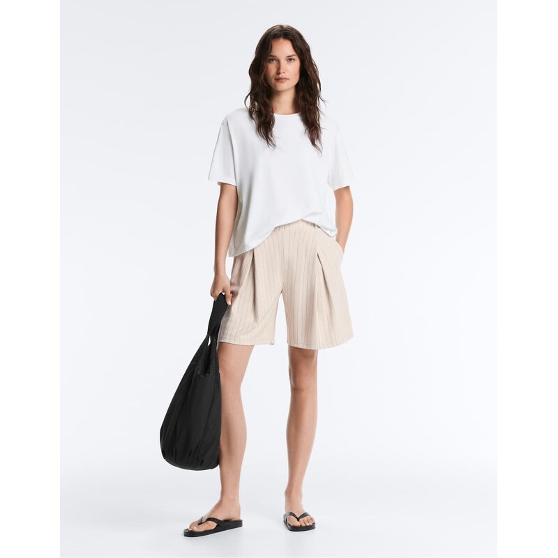 OYSHO Wide striped pleated bermuda shorts in sandy-Brown