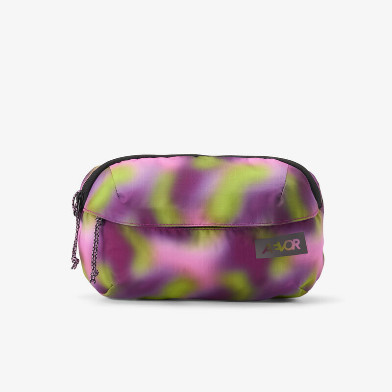 Taška AEVOR Hip Bag Ease Ripstop Psychedelic Slush 2 l