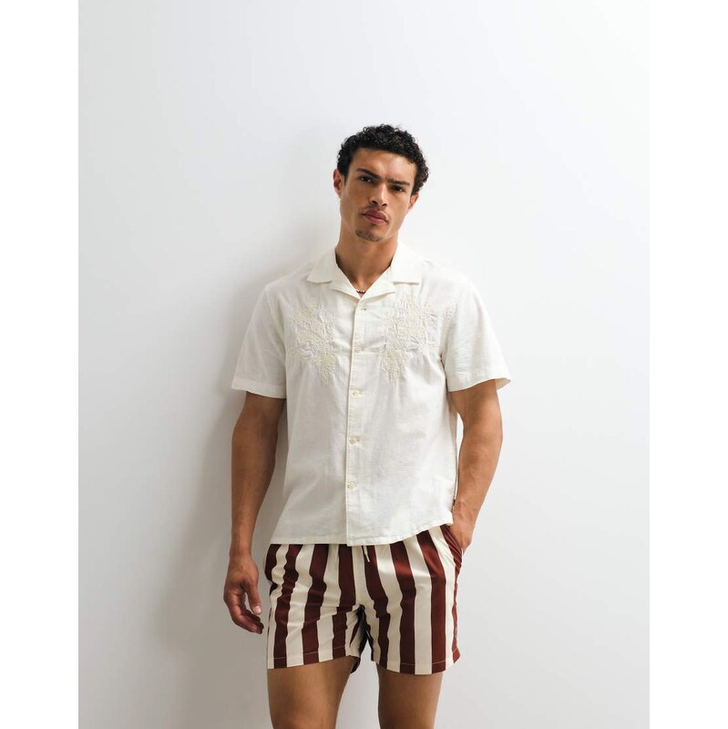 Levis Sunset embroidered short sleeve camp shirt in light stone