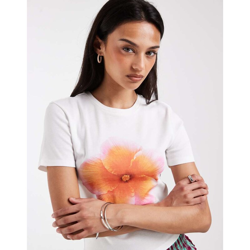 ONLY hibiscus flower print t-shirt in white