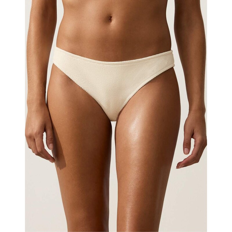 OYSHO Crinkle classic bikini briefs in ecru-Neutral