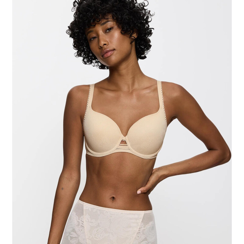 Triumph – Wild Rose Sensation: formující podprsenka se Spacer