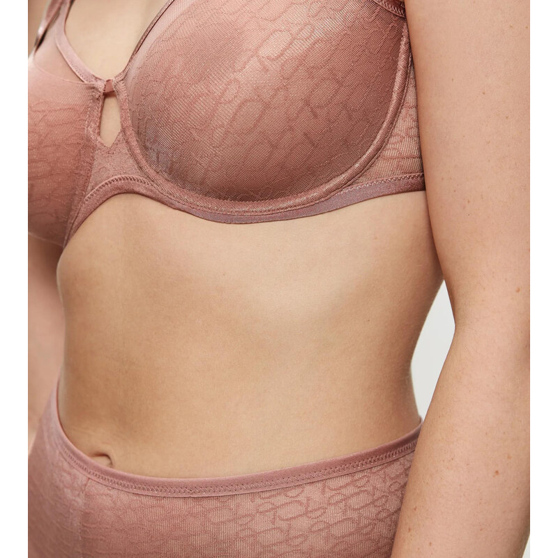 Signature Sheer W01 EX model 18977035 - Triumph
