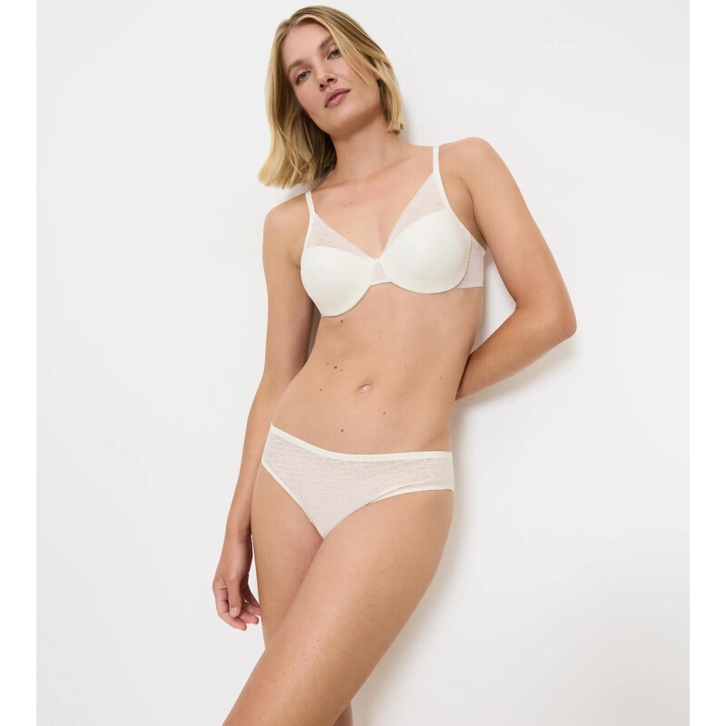 TRIUMPH - Signature Sheer: hladké tai s jemnou krajkou Triumph