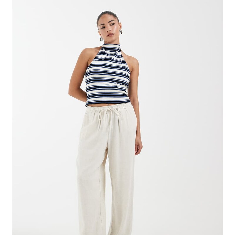 ONLY Petite linen mix pull on wide leg trouser in beige-Neutral