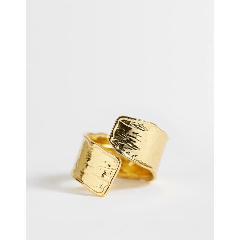 Topshop Rebecca waterproof hammered ring in gold