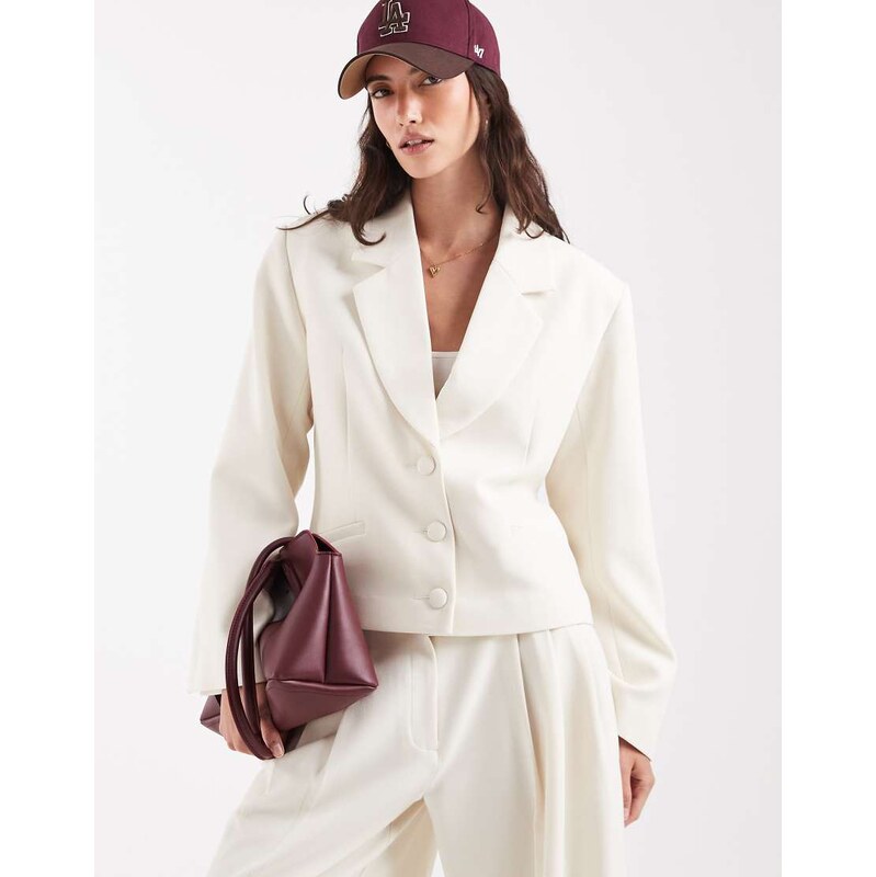 ASOS DESIGN tailored oversized boxy blazer in Cream-White