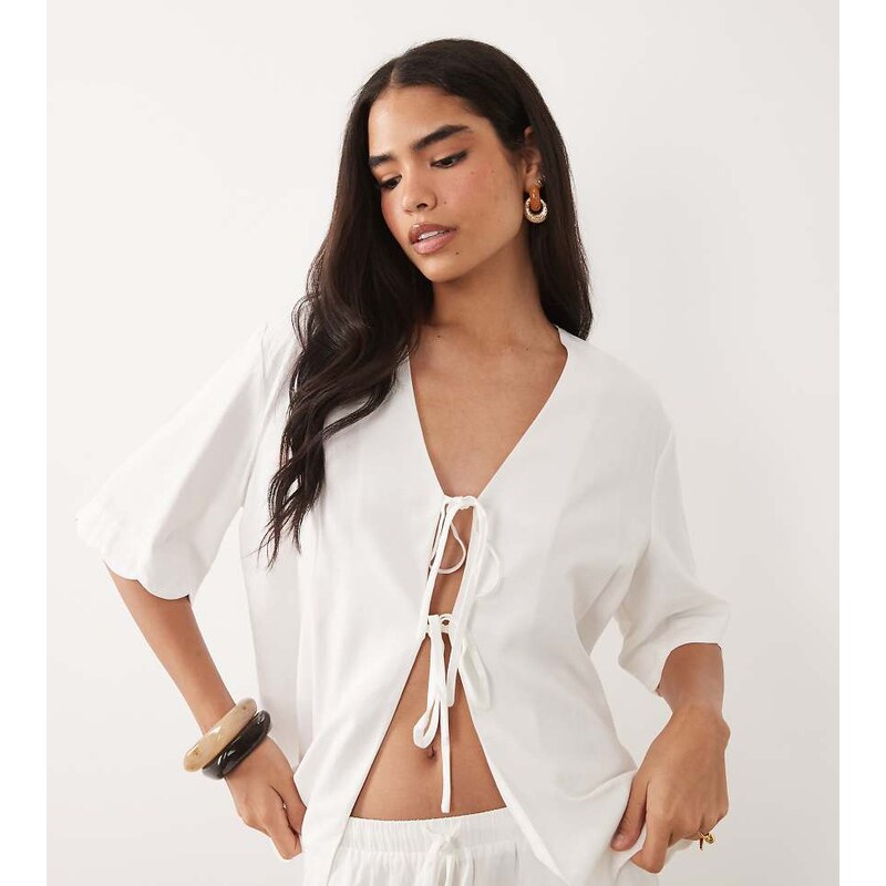 Kaiia exclusive linen blend tie front scallop edge top co-ord in