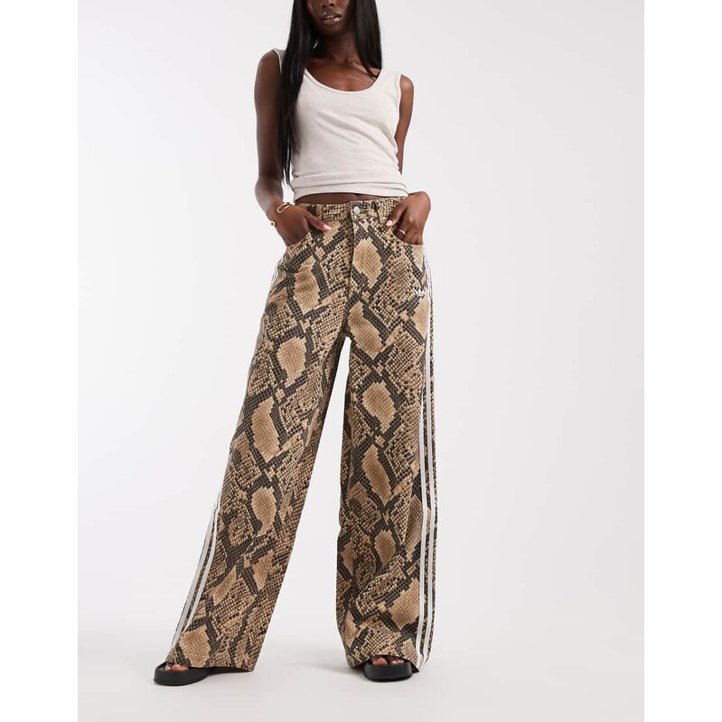 adidas Originals loose fit jeans in light brown snake-Neutral