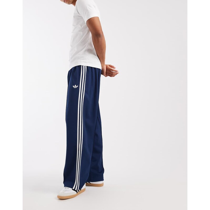 adidas Originals Oversized track pants in night indigo-Blue