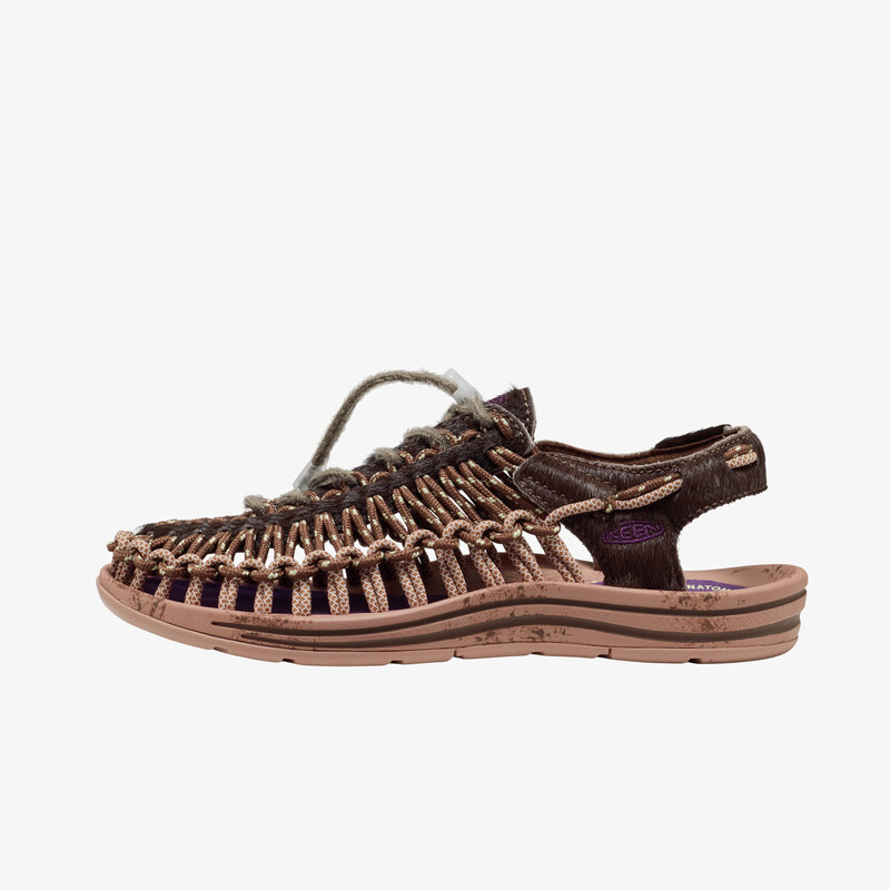 KEEN Uneek Lea All Gender Terrain Bison