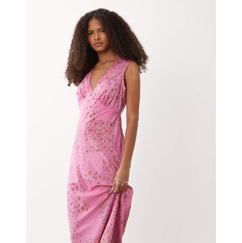 Wednesdays Girl Wednesdays Girl v neck midaxi dress in pink